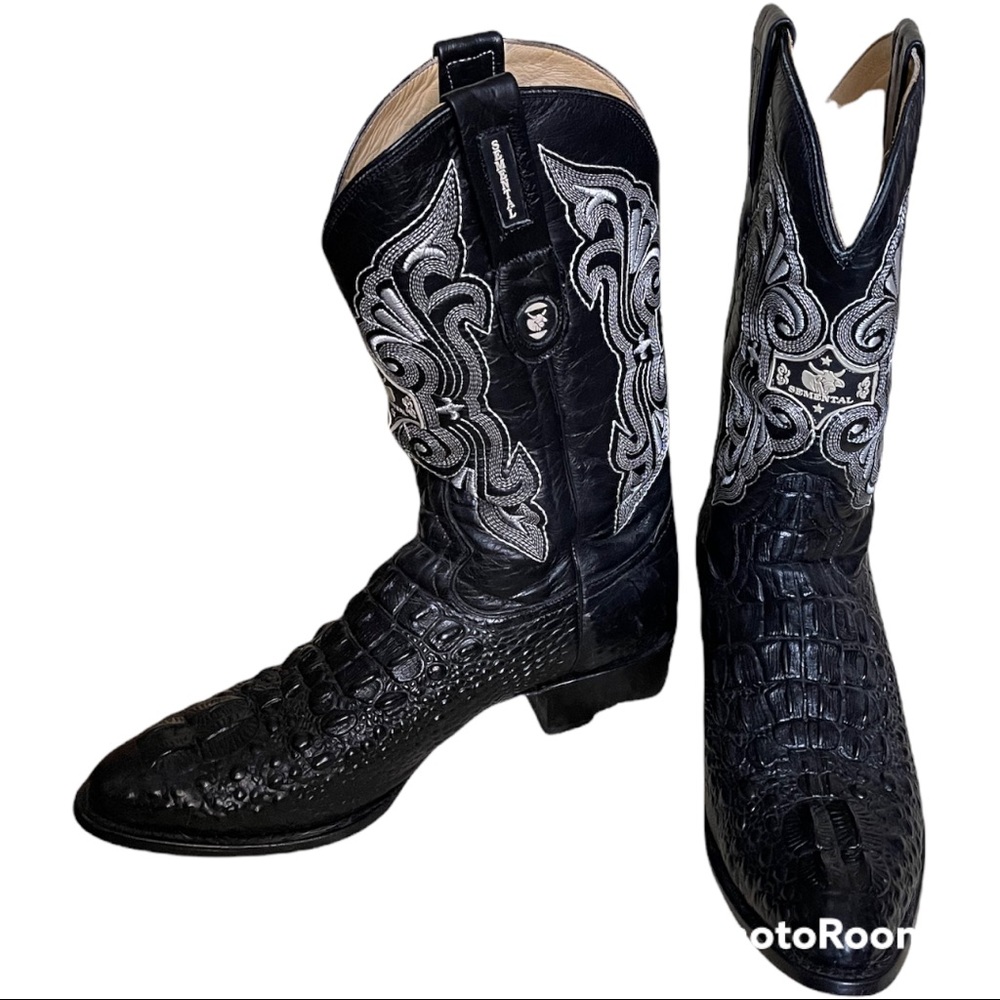 Men’s cowboy boots